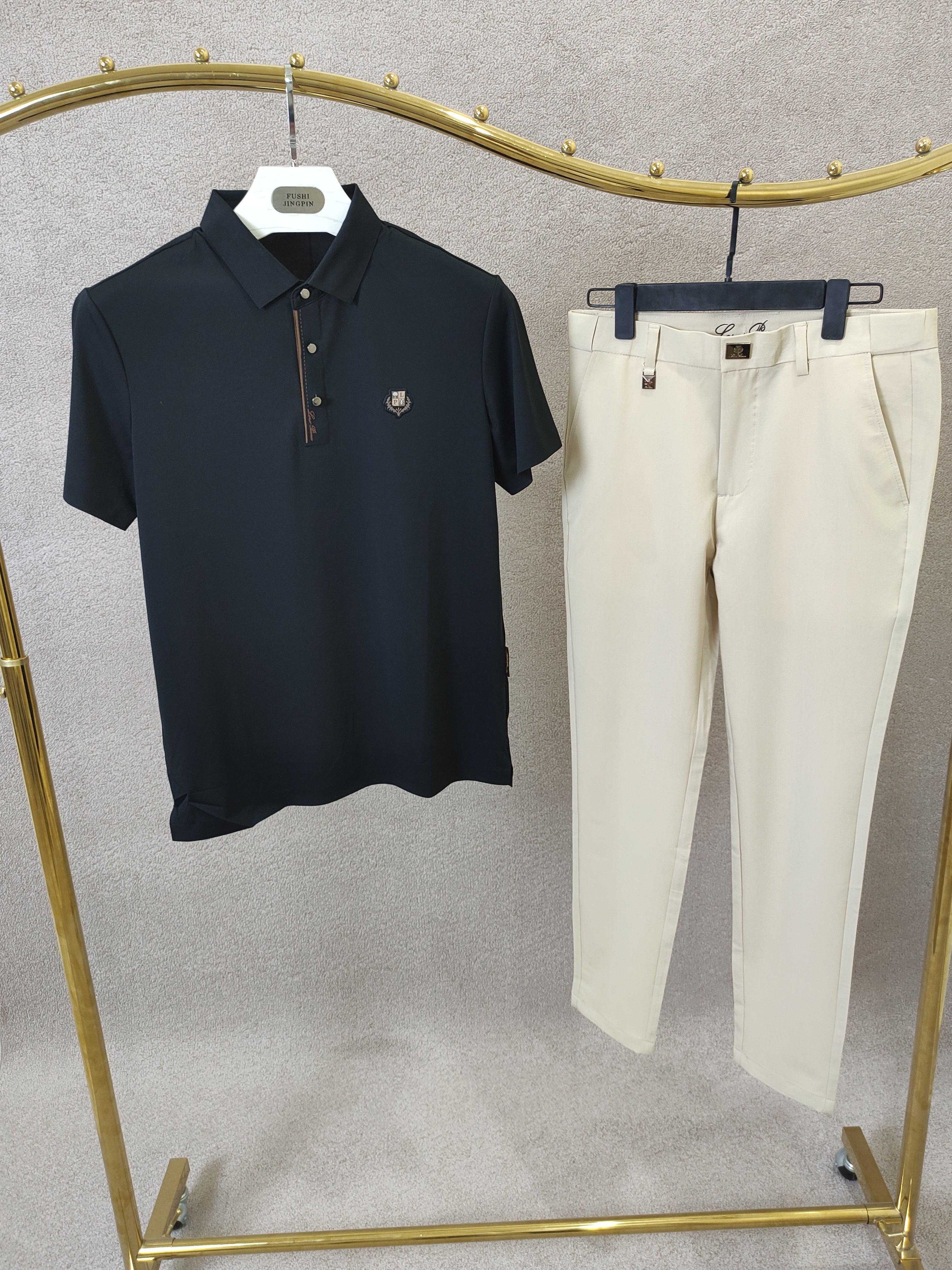 Ensemble Loro Piana